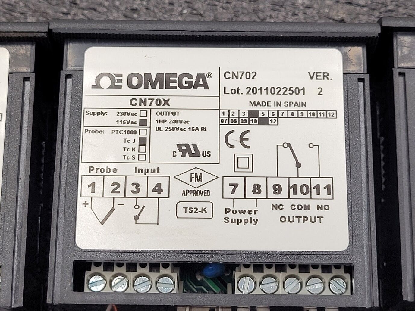 Lot of 4 Omega CN702 Temperature Controller 115VAC Input Tc J Thermocouple input