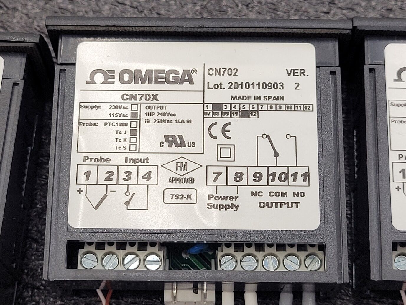 Lot of 4 Omega CN702 Temperature Controller 115VAC Input Tc J Thermocouple input
