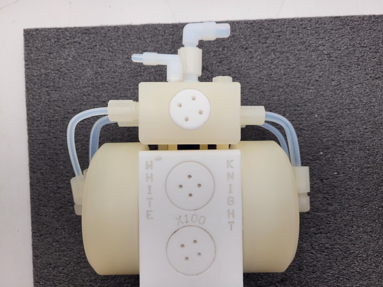 White Knight X100 Pneumatic Air Operated High Purity Chemical Diaphragm Pump