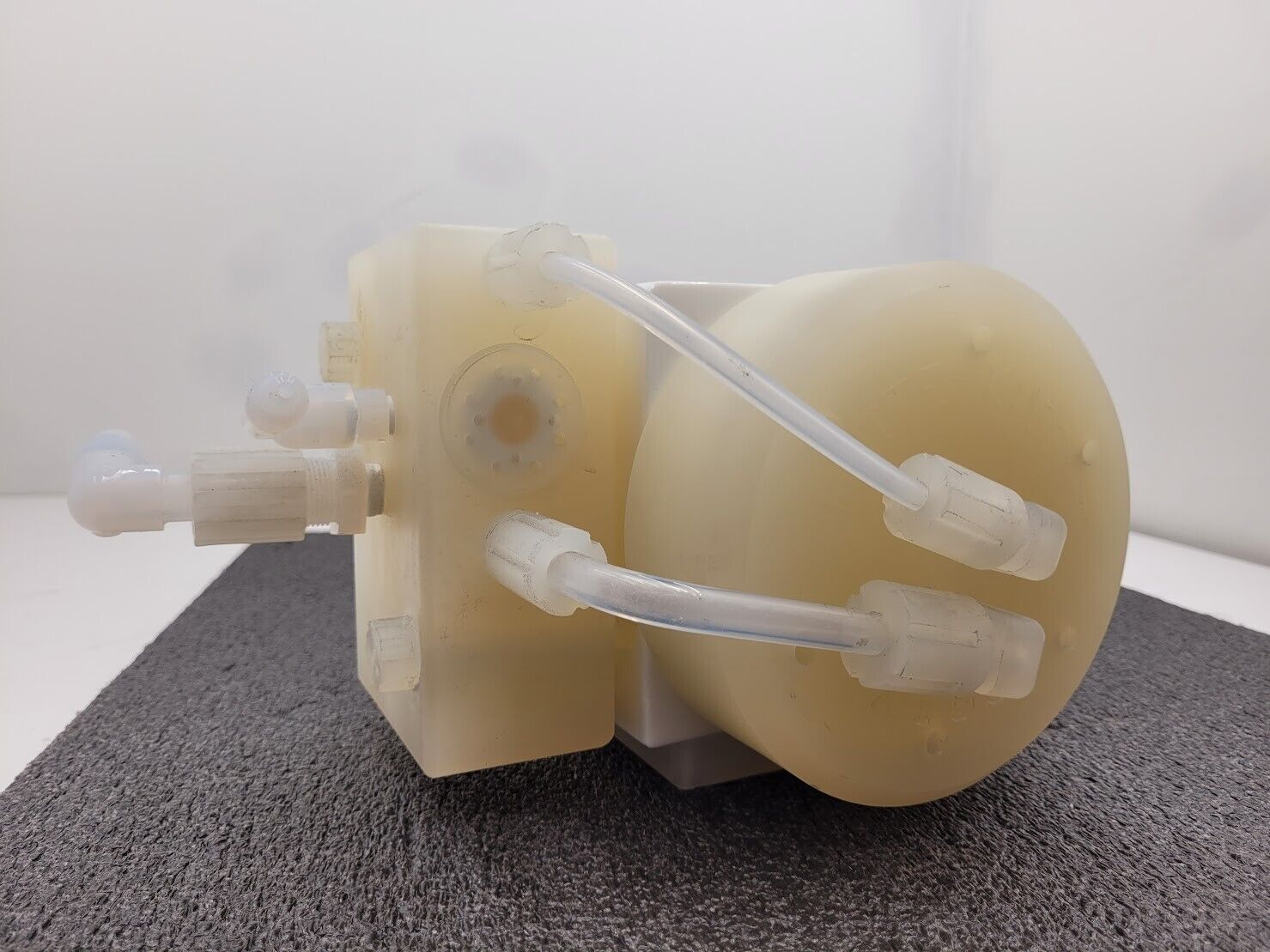 White Knight X100 Pneumatic Air Operated High Purity Chemical Diaphragm Pump