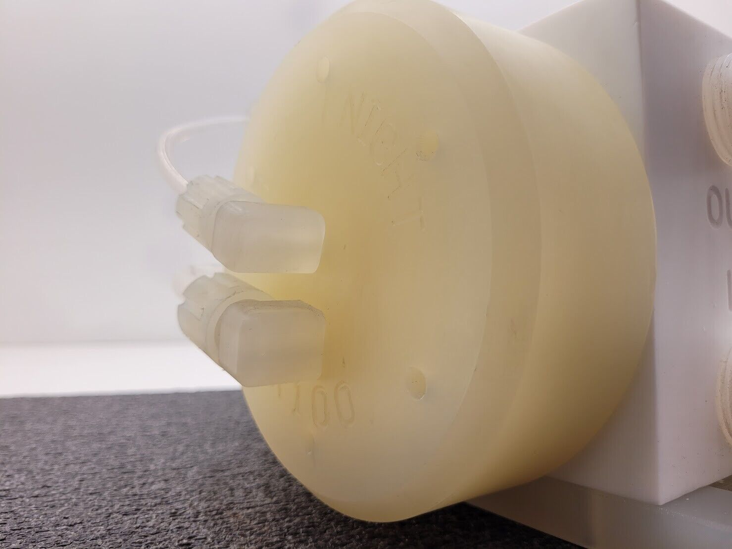 White Knight X100 Pneumatic Air Operated High Purity Chemical Diaphragm Pump