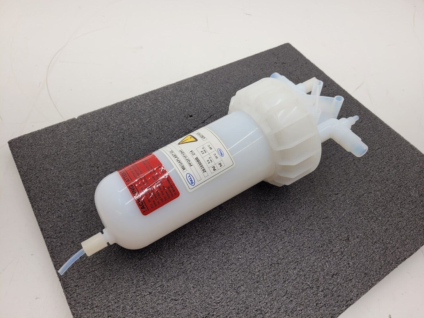 PALL MEGAPLAST G2 PFGF1F13H1 High Purity Fluid Filter Housing