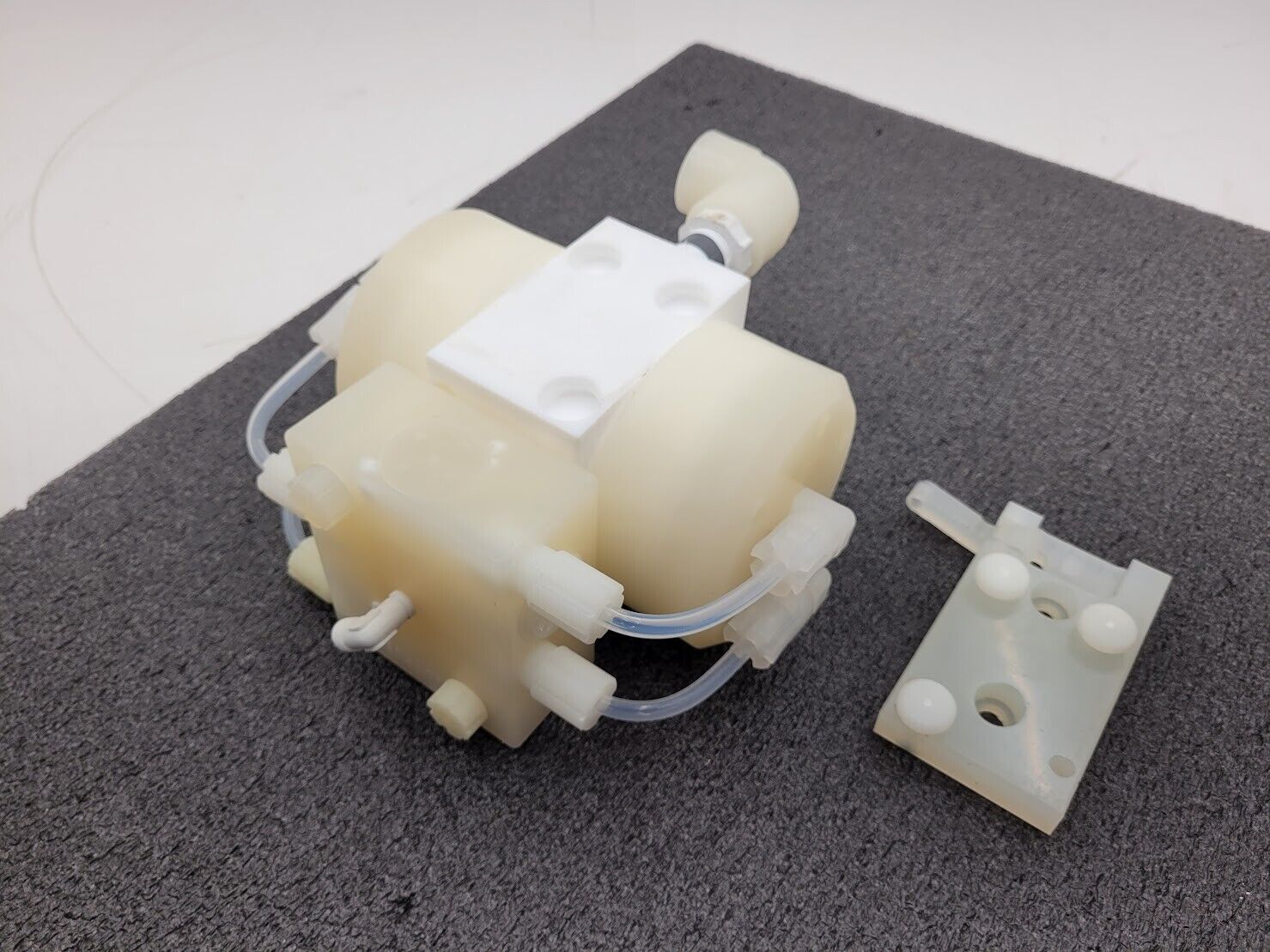 White Knight X50 Pneumatic Air Operated High Purity Chemical Diaphragm Pump