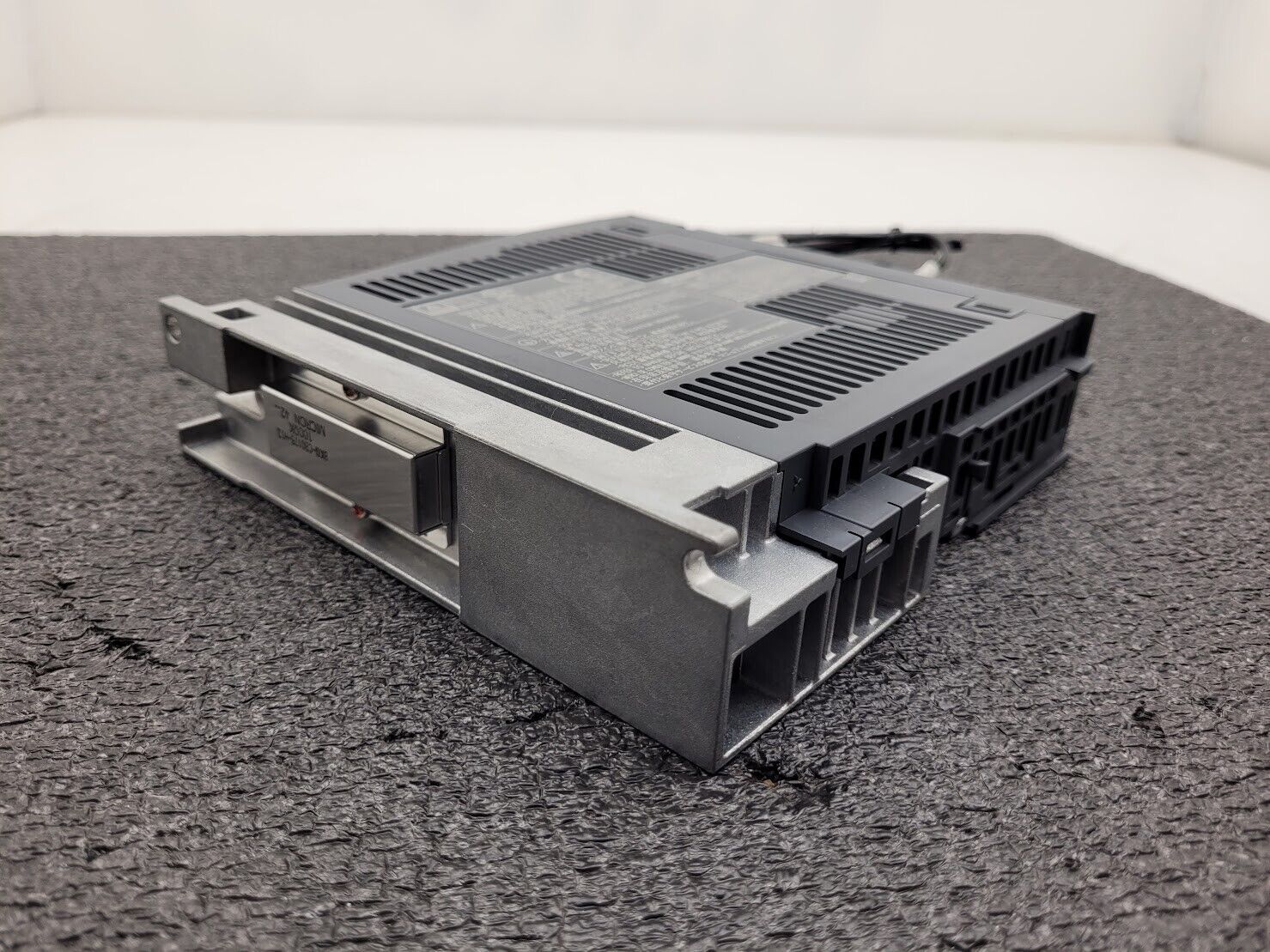 Mitsubishi 400W Servo Drive Amplifier HF-KP43 + MR-J3-40A 400W Servo Motor