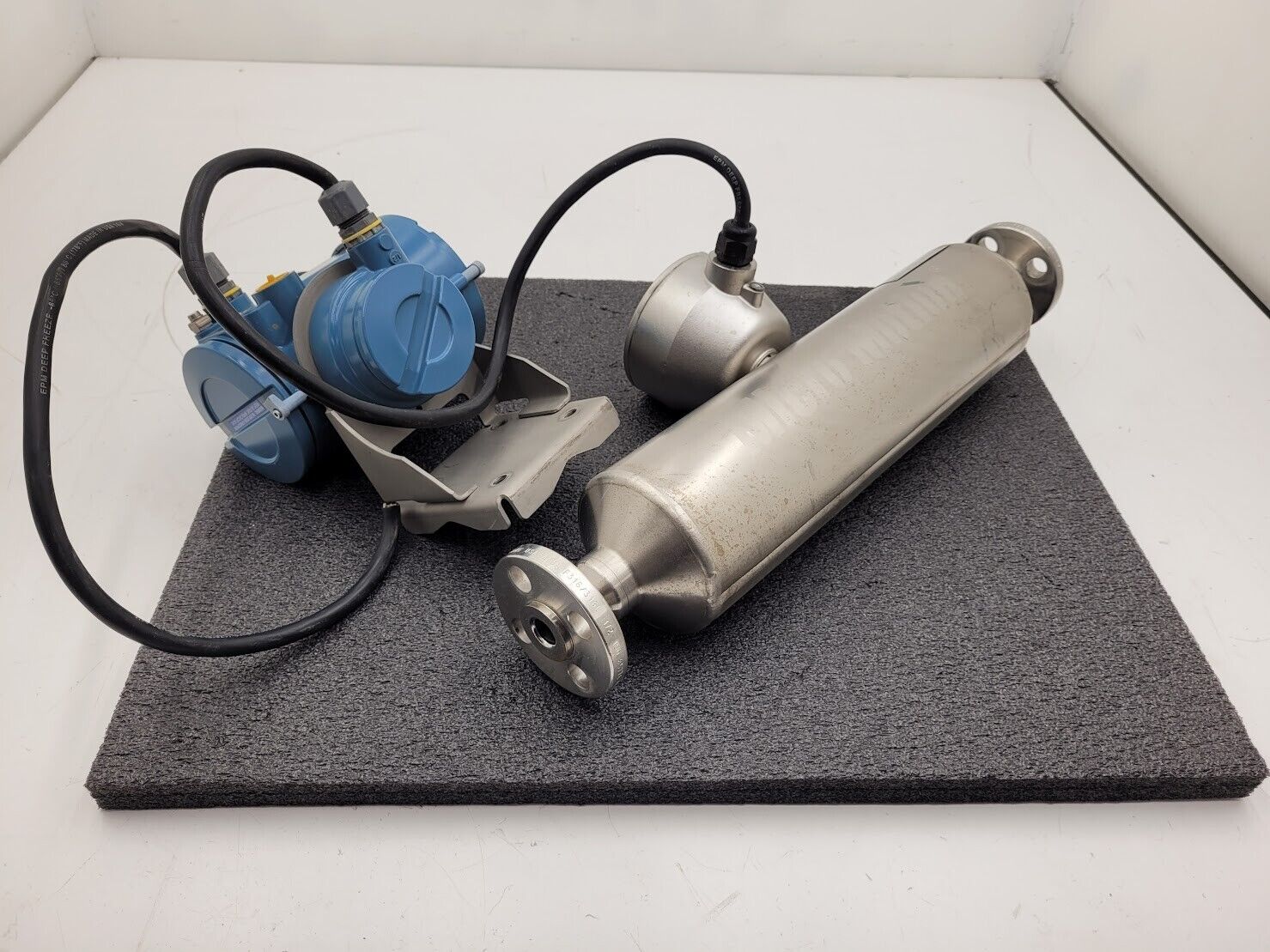 Micro Motion Mass Flow Coriolis Meter Sensor T075T613SABUEZZZ +Transmitter 1/2"