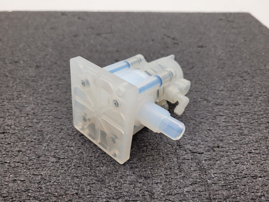 AMAT Furon High Purity Valve 1106124 CVD2-F88 NC 1/2"  Pneumatically Actuated