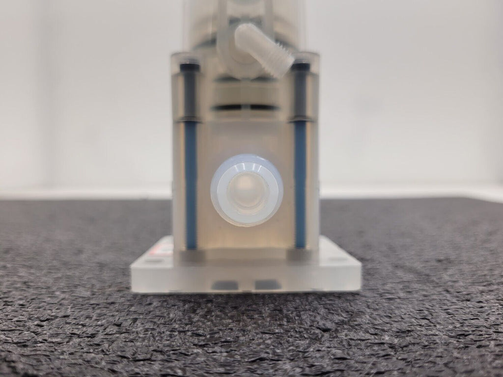 AMAT Furon High Purity Valve 1106124 CVD2-F88 NC 1/2"  Pneumatically Actuated