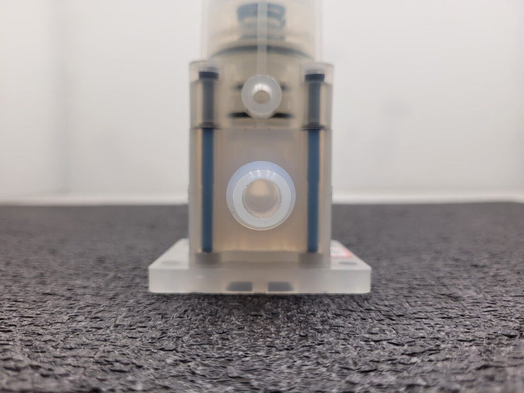 AMAT Furon High Purity Valve 1106124 CVD2-F88 NC 1/2"  Pneumatically Actuated