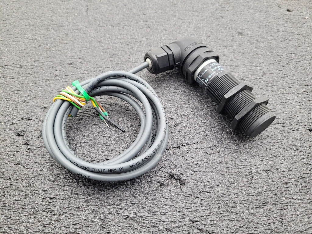 IFM KI505A KIE4150NCPKG/3D Capacitive Sensor 10-30V DC M30 Barrel 15mm Range