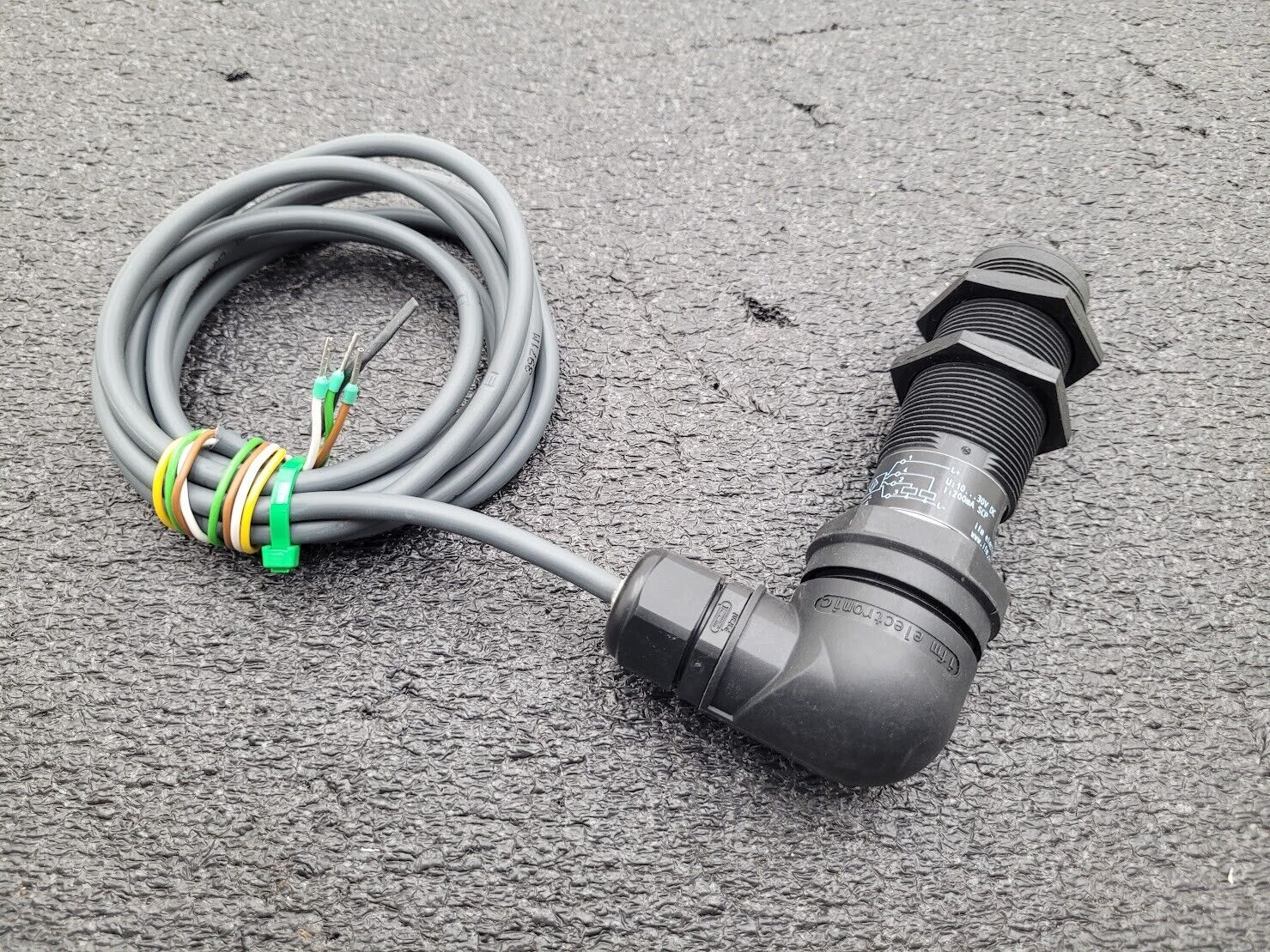 IFM KI505A KIE4150NCPKG/3D Capacitive Sensor 10-30V DC M30 Barrel 15mm Range