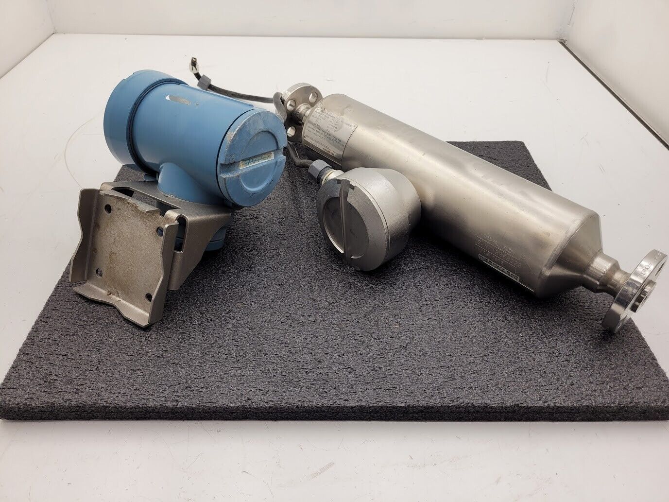 Micro Motion Mass Flow Coriolis Sensor T075T613SABZEZZZZ Transmitter 1/2" Unit C