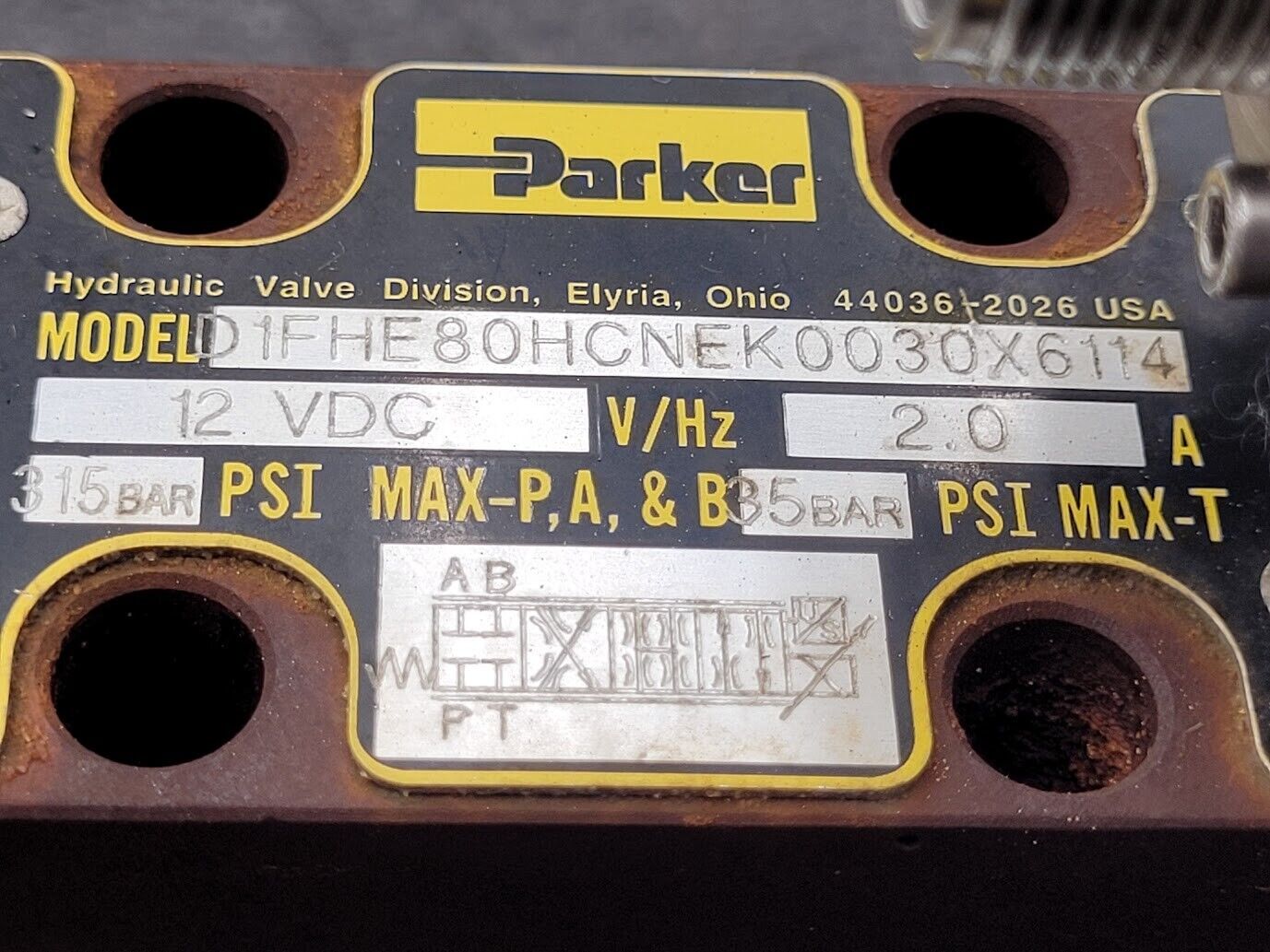 PARKER Hydraulic Proportional ISO Valve D1FHE80HCNEK0030X6114 12VDC + Override