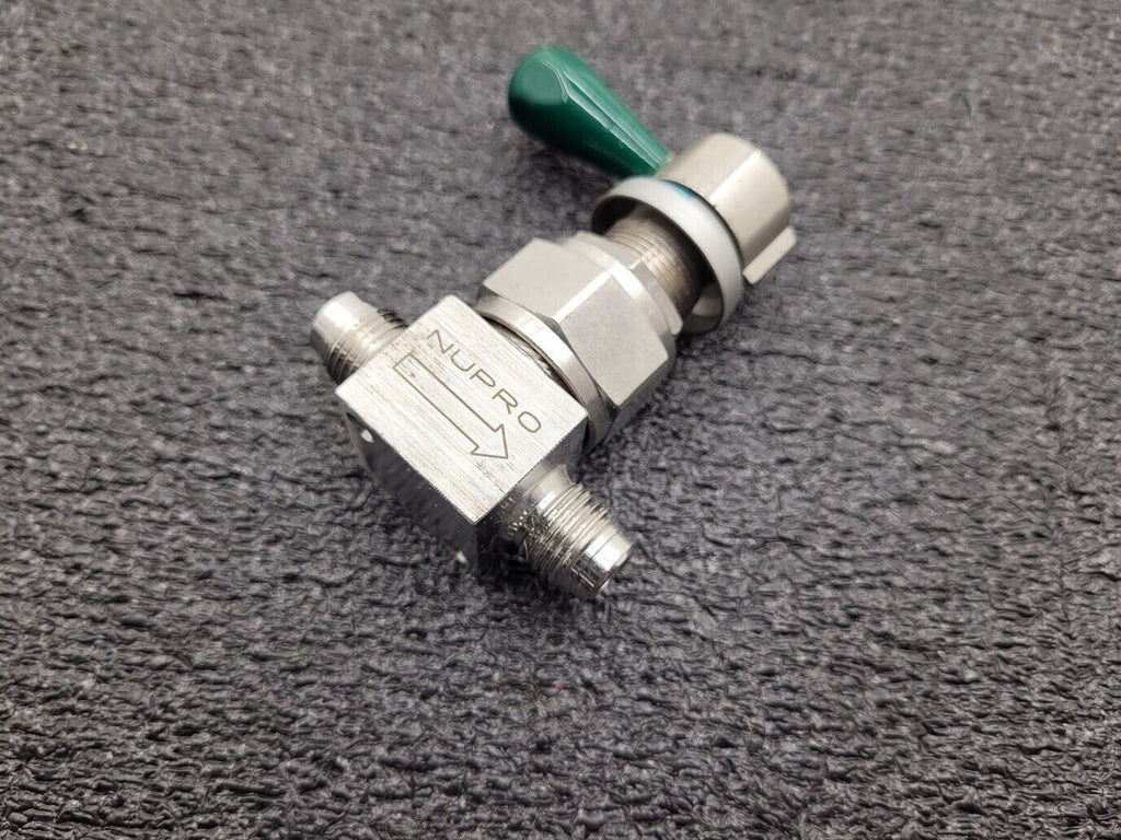 NUPRO SS-DLVCR4 DJ Manual Stainless Steel On/Off Gas Valve 1/4" VCR M-M