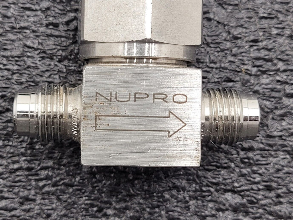 NUPRO SS-DLVCR4 DJ Manual Stainless Steel On/Off Gas Valve 1/4" VCR M-M