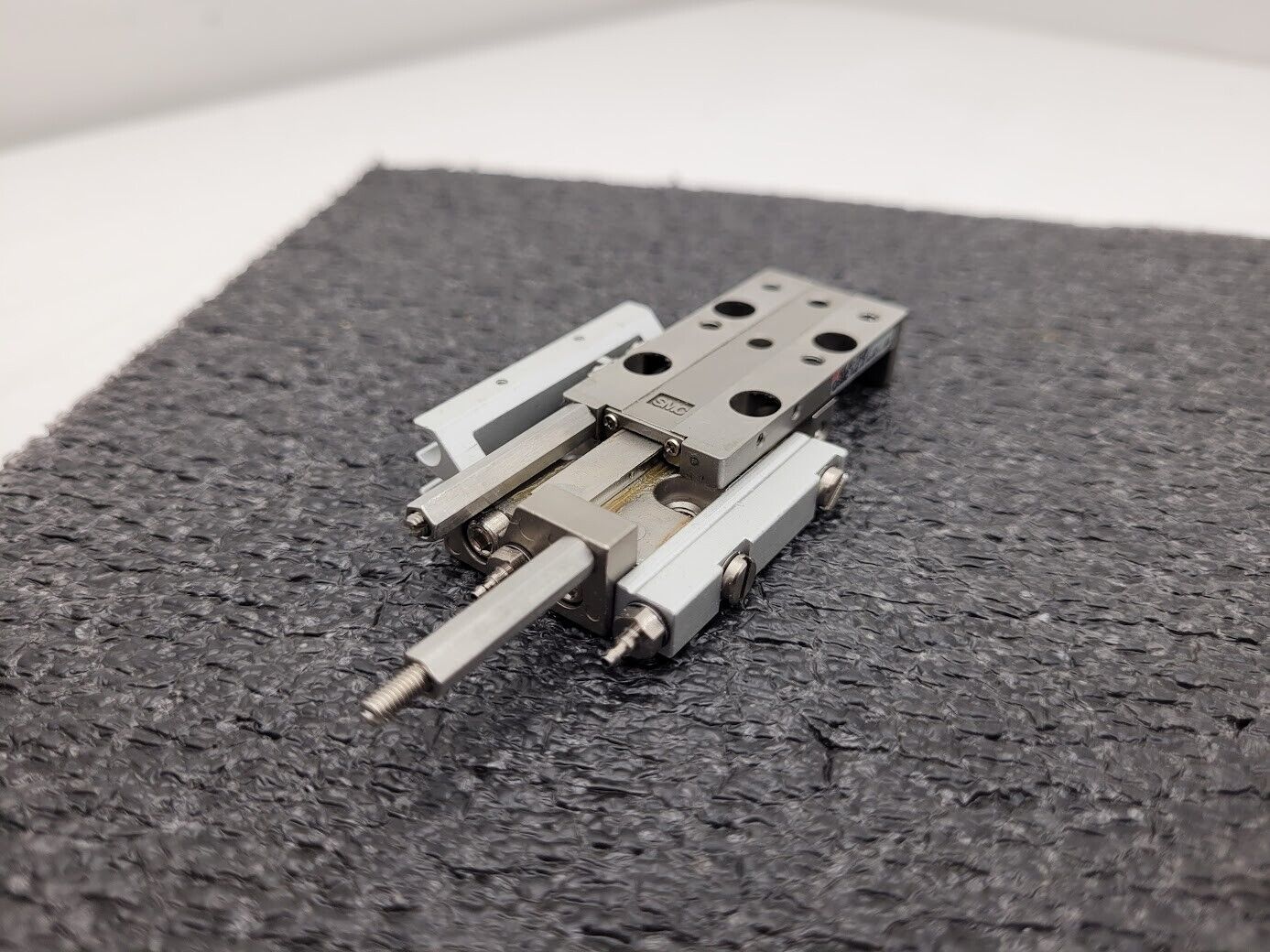 SMC 11-MXJ6-15CP Linear Guided Slide Cylinder Table Cleanroom