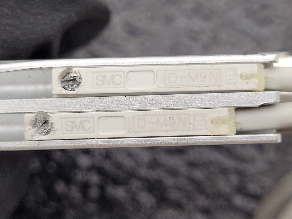 SMC 11-MXJ4-10C Linear Guided Slide Cylinder Table Cleanroom D-M9N Sensors