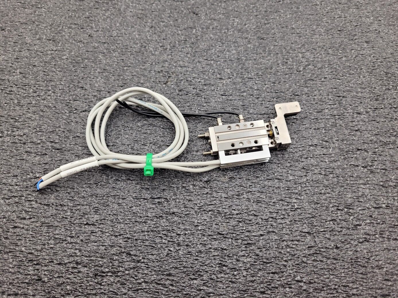 SMC 11-MXJ4-10C Linear Guided Slide Cylinder Table Cleanroom D-M9N Sensors
