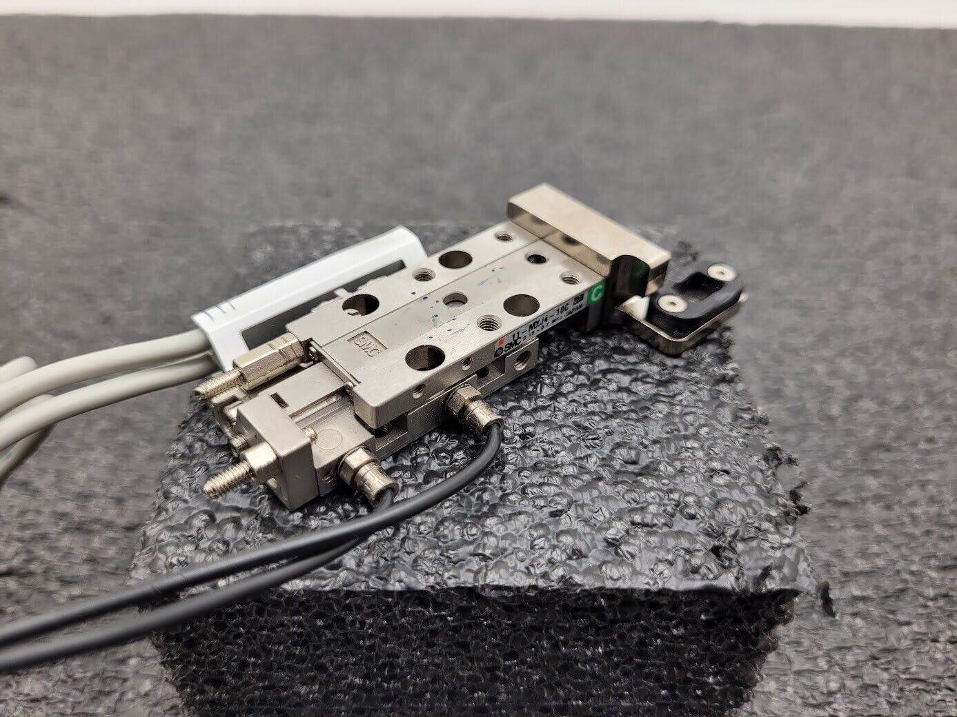 SMC 11-MXJ4-10C Linear Guided Slide Cylinder Table Cleanroom D-M9N Sensors