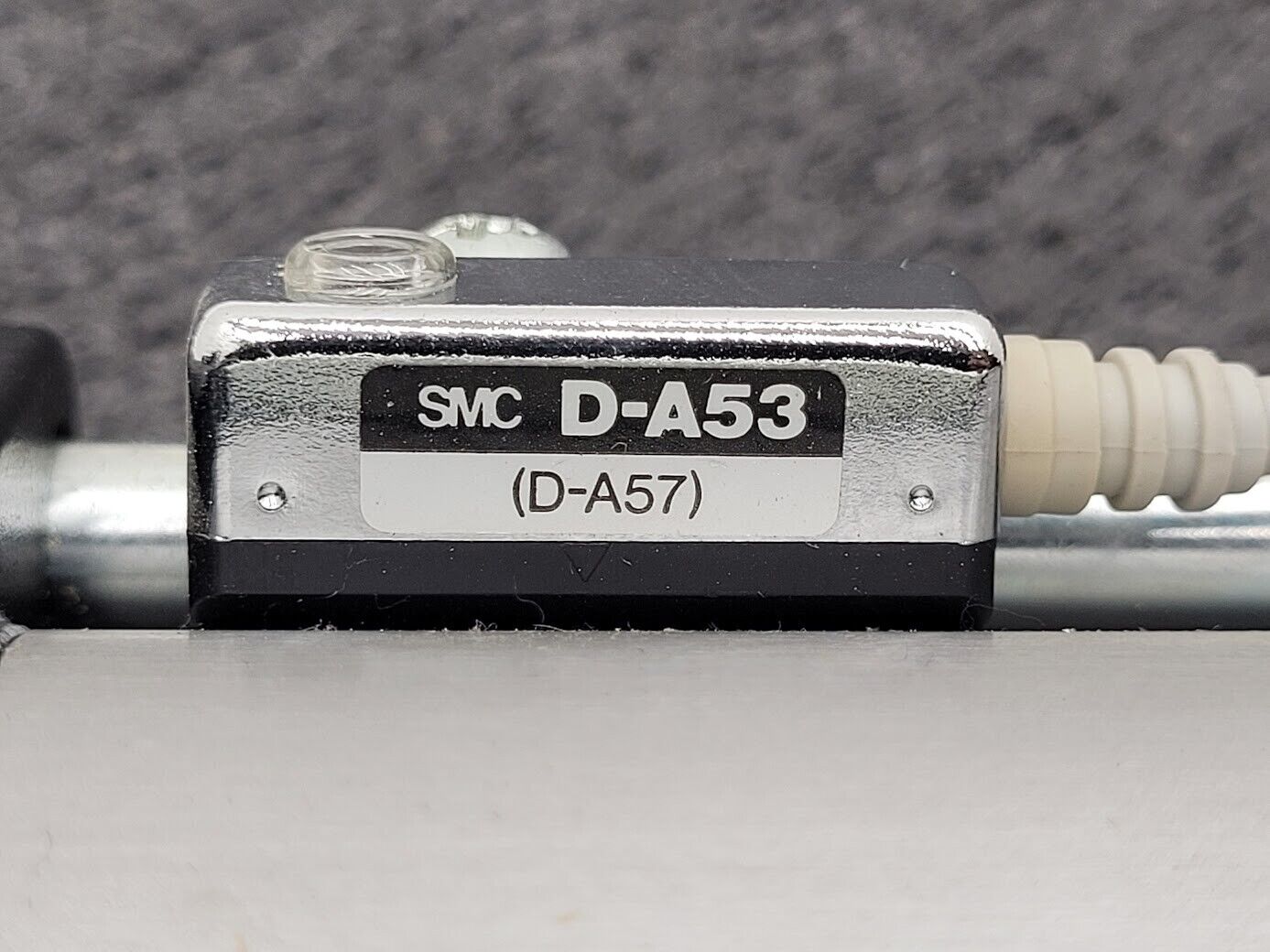SMC Tie Rod Cylinder w/CLA63-E Lockup Unit CDLACN63-219-E-A53 D-A53 Sensors