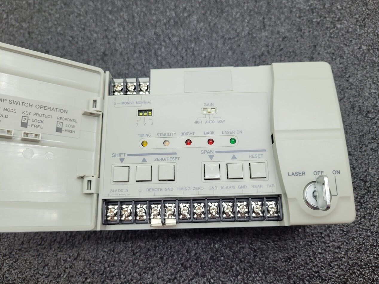 Keyence LK-2101 CCD Laser Displacement Sensor Controller Tested Working Pull