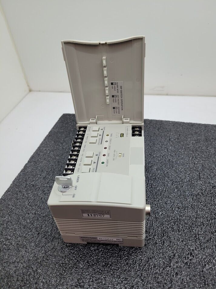 Keyence LK-2101 CCD Laser Displacement Sensor Controller Tested Working Pull