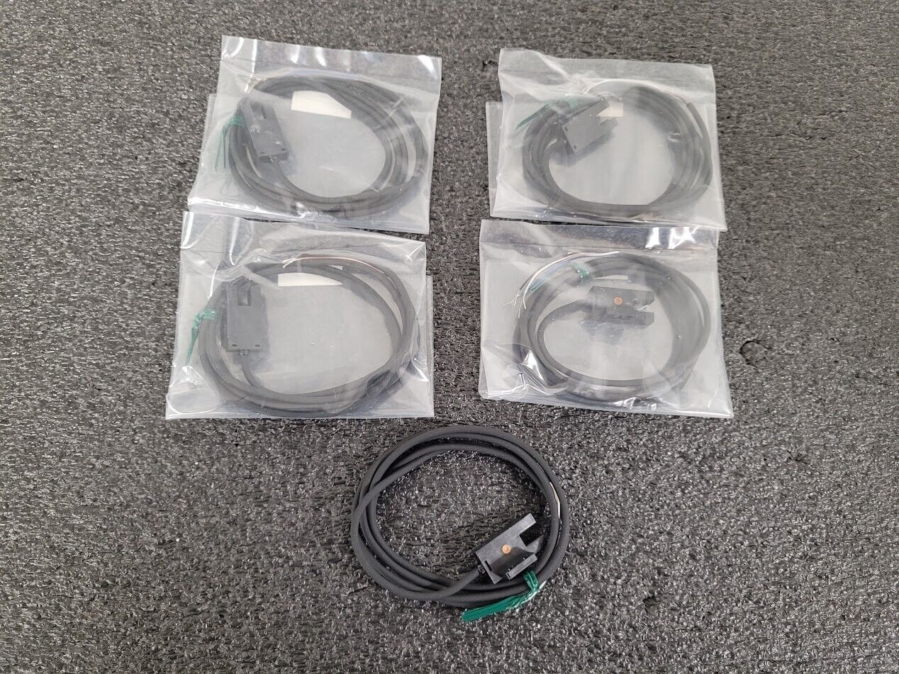 Lot of 5x Sunx PM-R44 U-shaped Micro Photoelectric Sensor Amplifier Built-in
