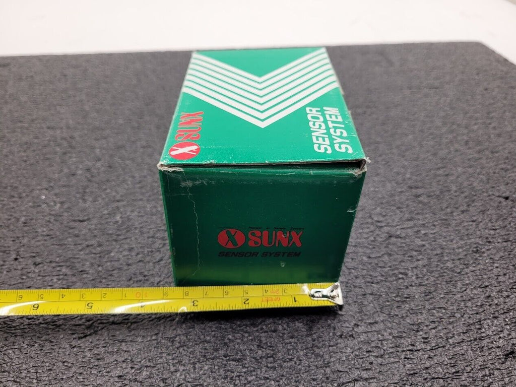 Lot of 5x Sunx PM-R44 U-shaped Micro Photoelectric Sensor Amplifier Built-in