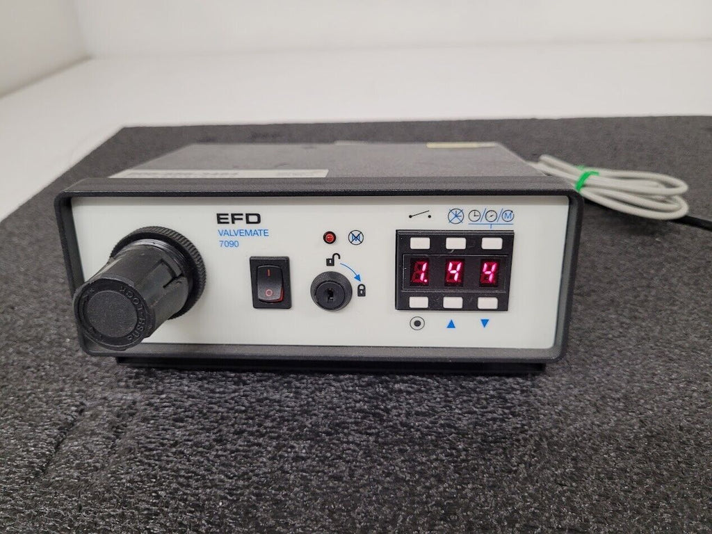Nordson EFD ValveMate 7090 Dispense System w/ 790 Head 8TPI Auger SS 32:1 250RPM