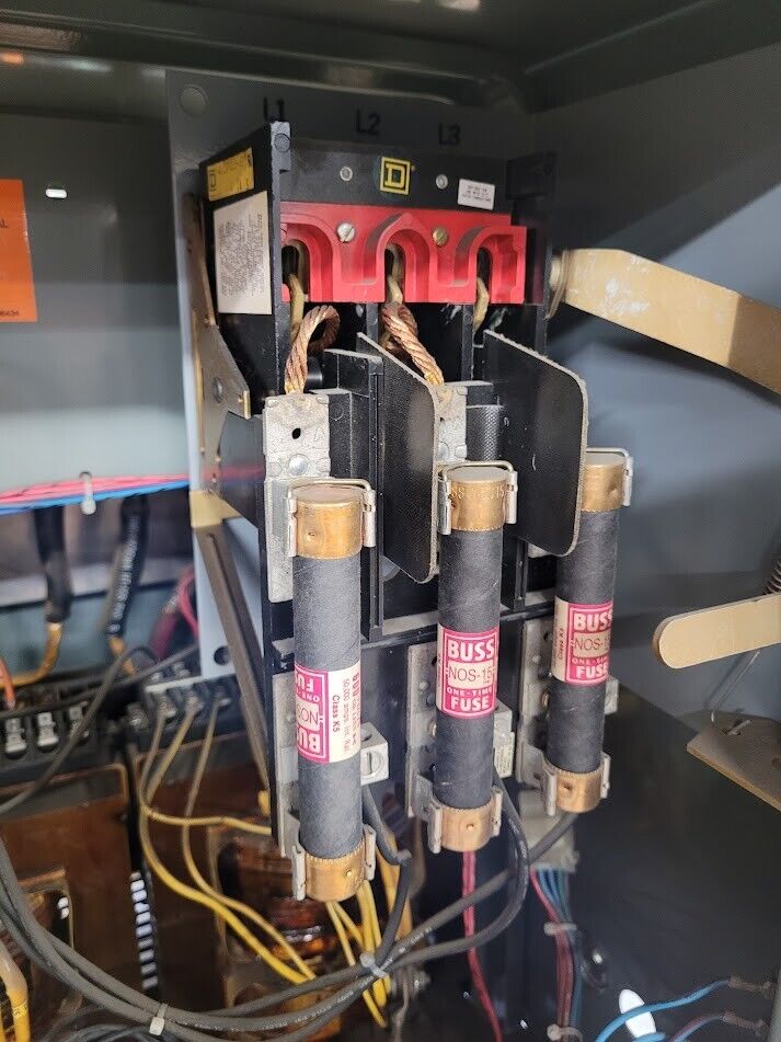 Hobart Forklift Battery Charger 725C3-12 24VDC 12 CELLS 1 Circuit 60Hz 3PH 750AH