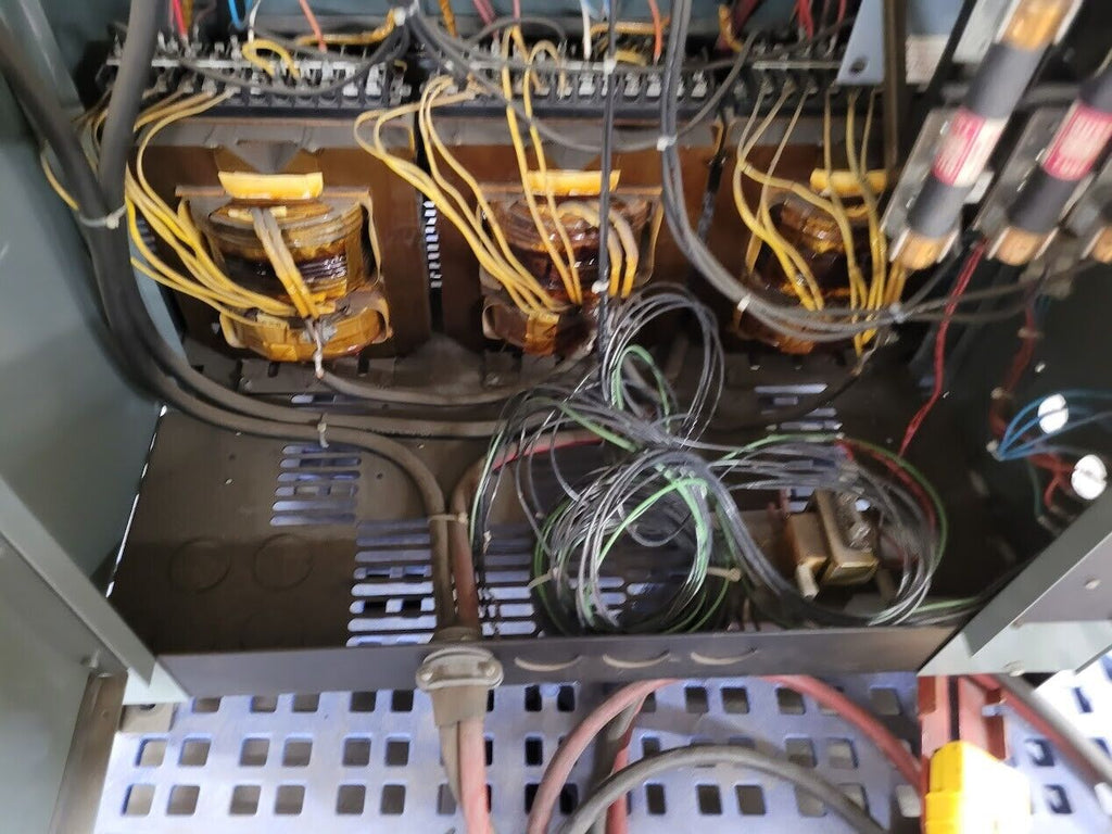 Hobart Forklift Battery Charger 725C3-12 24VDC 12 CELLS 1 Circuit 60Hz 3PH 750AH