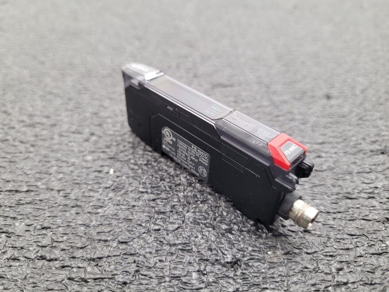 Keyence FS-N41C Fiber Sensor Amplifier 10-30VDC IO-Link