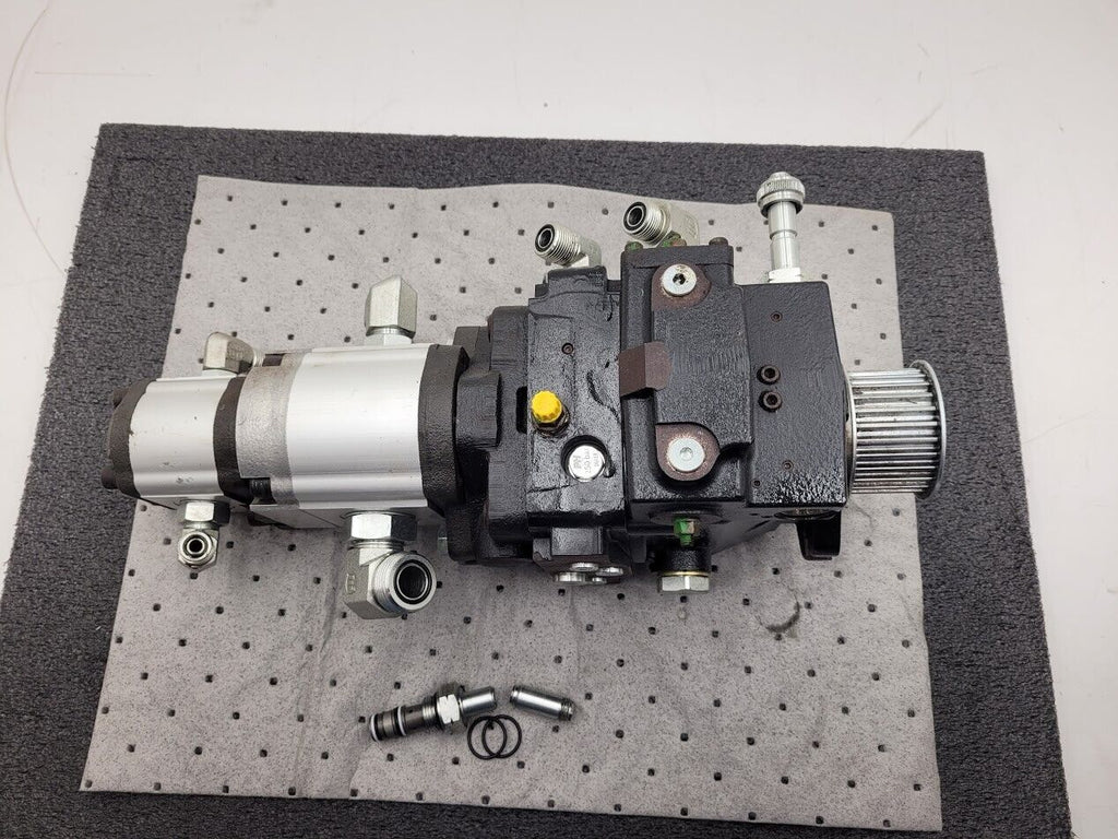 Poclain Hydraulics B47581S 3x Hydraulic Pump Stack CCW Rotation