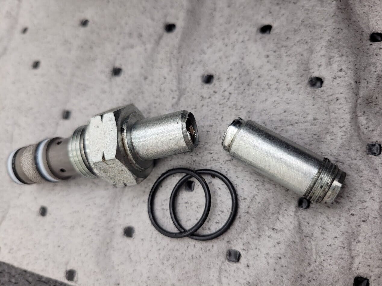Poclain Hydraulics B47581S 3x Hydraulic Pump Stack CCW Rotation