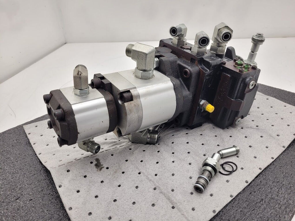 Poclain Hydraulics B47581S 3x Hydraulic Pump Stack CCW Rotation