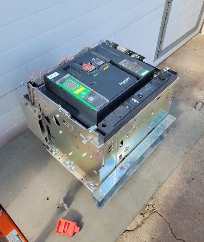 Schneider Circuit Breaker Masterpact MTZ2-16 H10 Micrologic 6.0 X Parts/Repair