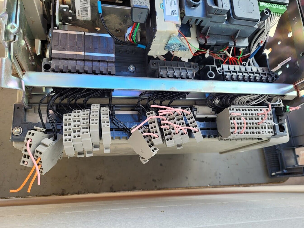 Schneider Circuit Breaker Masterpact MTZ2-16 H10 Micrologic 6.0 X Parts/Repair