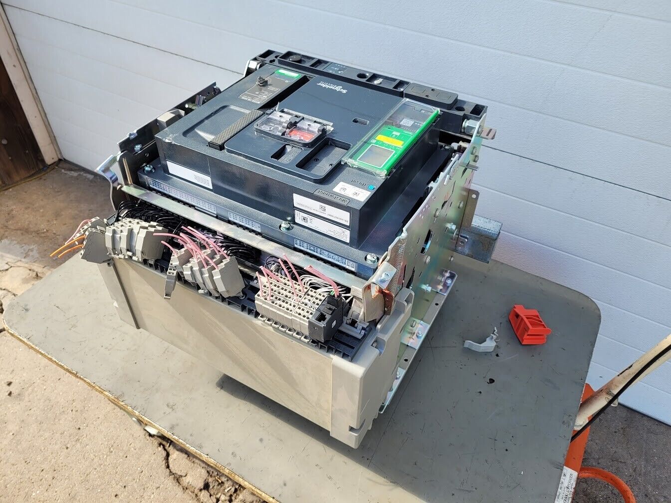 Schneider Circuit Breaker Masterpact MTZ2-16 H10 Micrologic 6.0 X Parts/Repair