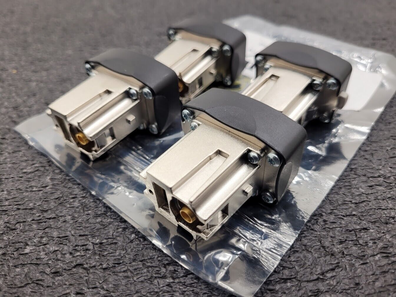 Lot of 4x Tektronix TCA-BNC TekConnect-to-BNC Adapter 50 Ohms