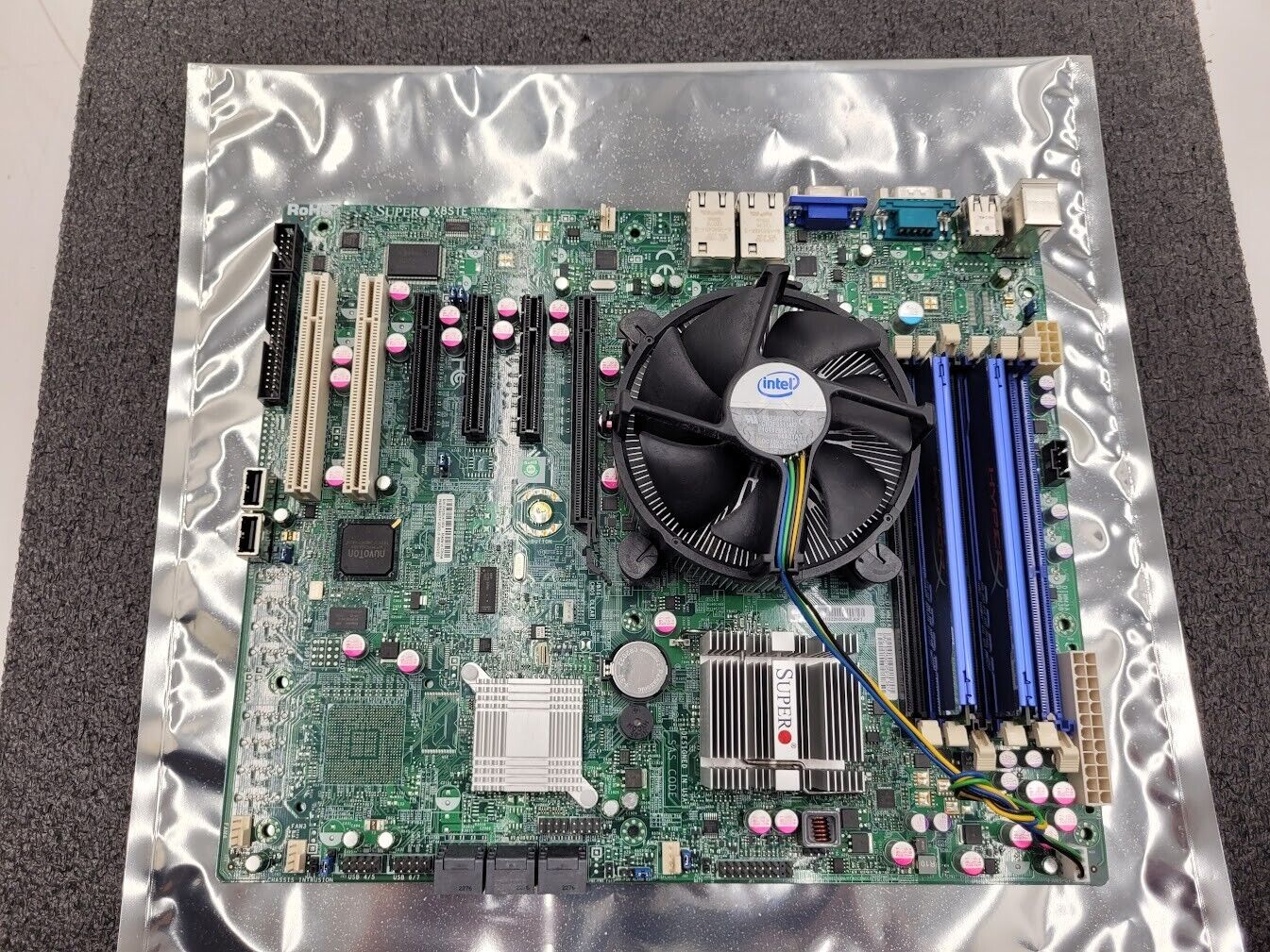 SUPERMICRO X8ST3-F/X8STE Motherboard i7-950 3.0GHz + Heatsink 8GB DDR3-1333