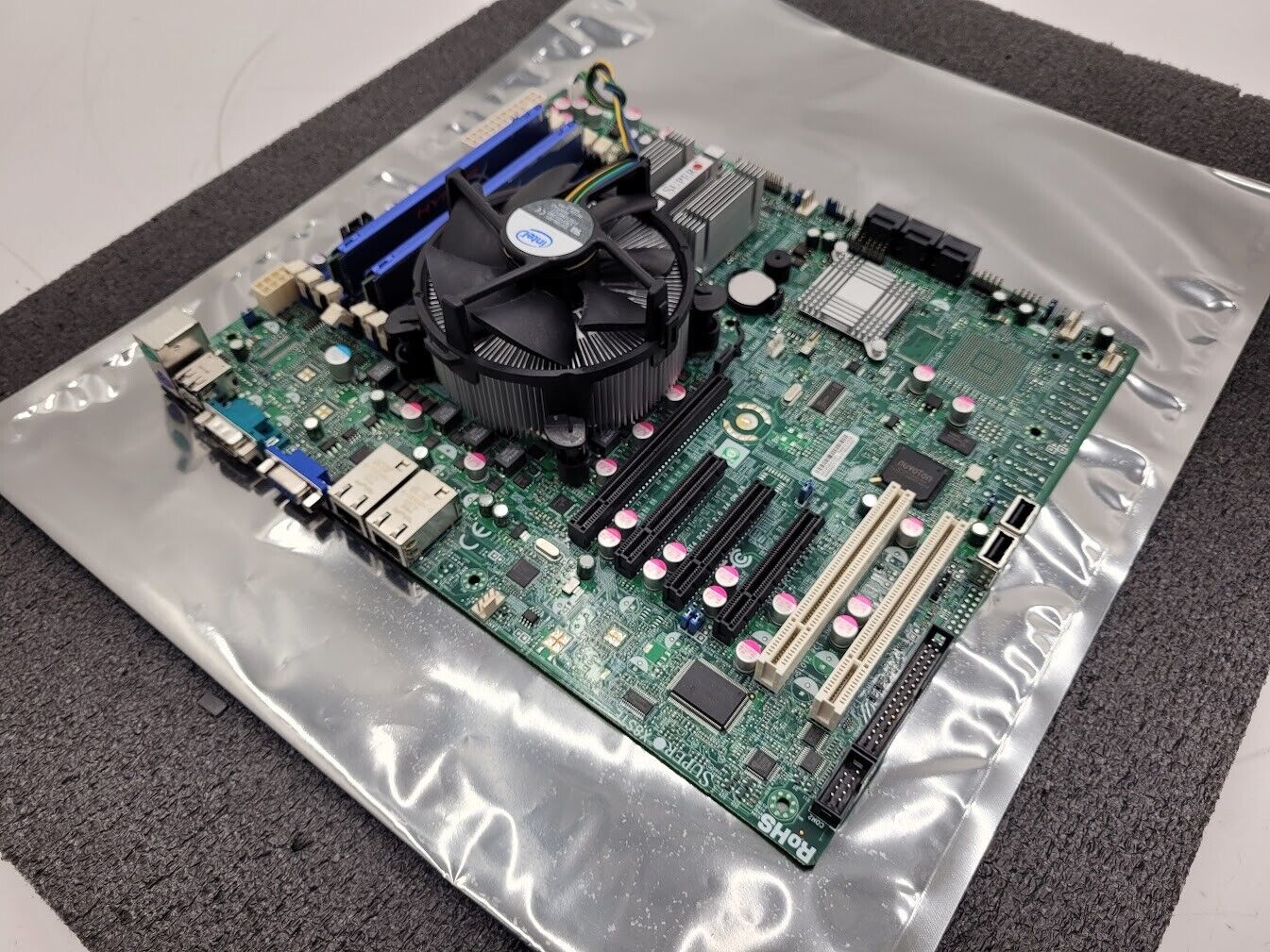 SUPERMICRO X8ST3-F/X8STE Motherboard i7-950 3.0GHz + Heatsink 8GB DDR3-1333