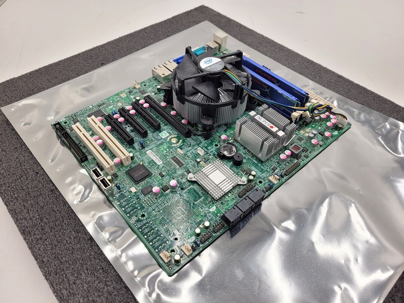 SUPERMICRO X8ST3-F/X8STE Motherboard i7-950 3.0GHz + Heatsink 8GB DDR3-1333