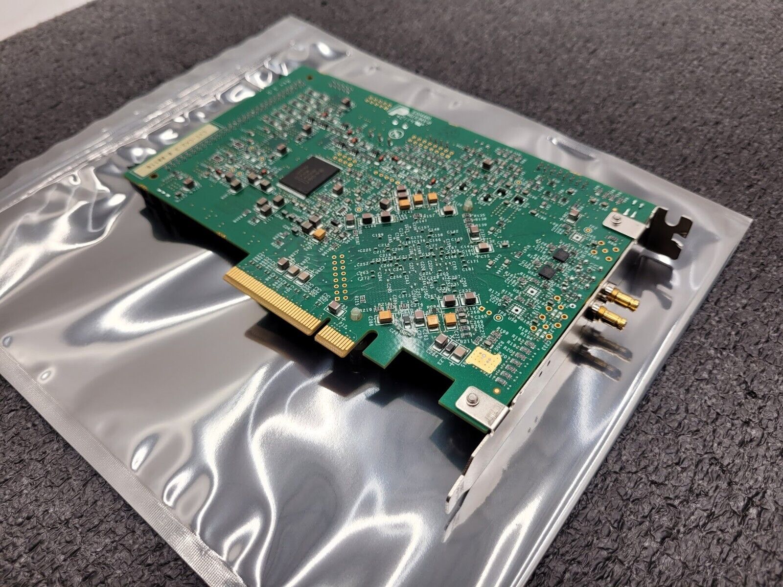 Bitflow Cyton CYT-CX2-3 2ch PCI-E Card Frame Grabber Image Capture Card