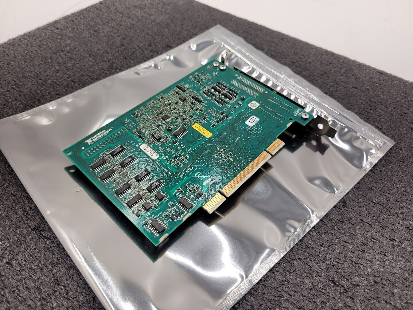 NI National Instruments PCI-6289 NI DAQ Card 18-bit Analog Input