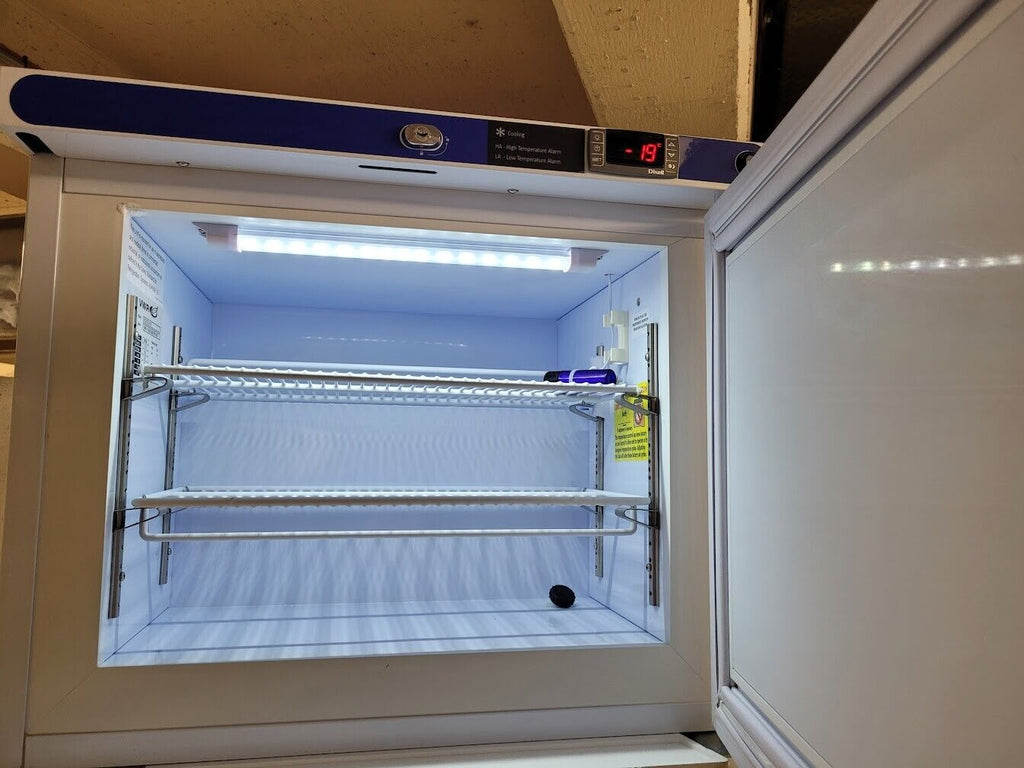 VWR Scientific Laboratory Fridge Freezer Combo HCUCFS-0120 HCLP-10S R600a 115VAC