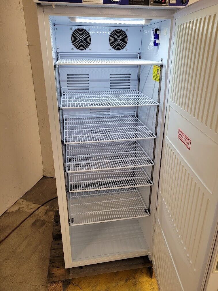 VWR Scientific Laboratory Fridge Freezer Combo HCUCFS-0120 HCLP-10S R600a 115VAC