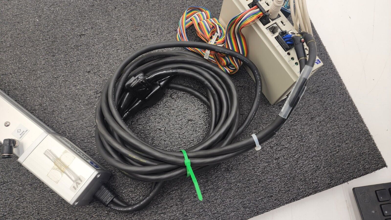 IAI RoboCylinder Linear Actuator + Controller 100mm Travel RCA-S-RSW