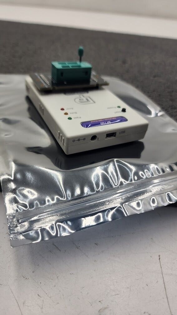 DediProg SF700 IC Programmer with Universal Adapter SPI-254-PDIP014-300mil-01B3