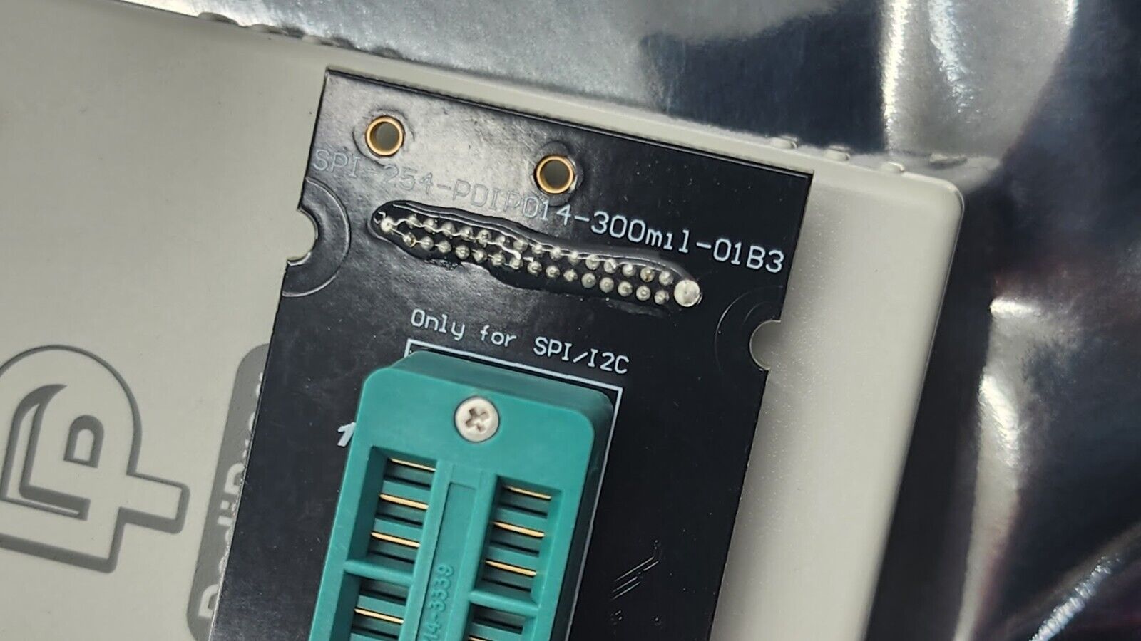 DediProg SF700 IC Programmer with Universal Adapter SPI-254-PDIP014-300mil-01B3