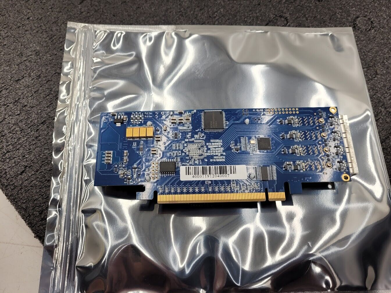 Serial Cables PCIE GEN4 X16 SFF-8644 Host Card w/ Broadcom Atlas B0 PCIE Switch
