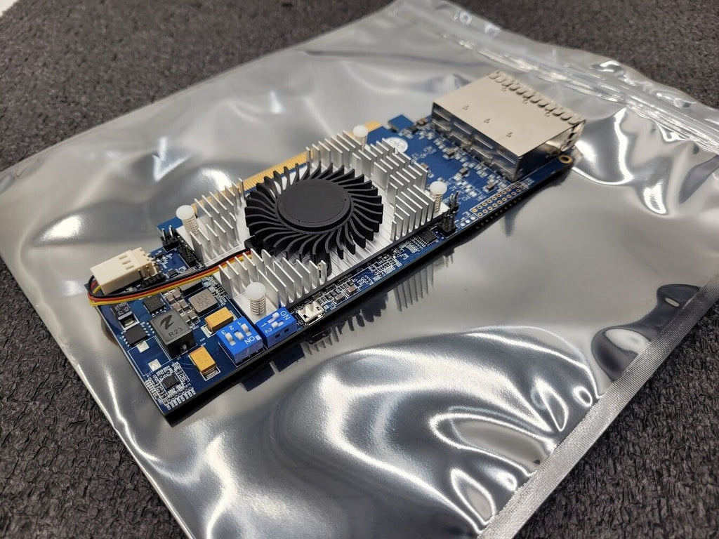 Serial Cables PCIE GEN4 X16 SFF-8644 Host Card w/ Broadcom Atlas B0 PCIE Switch